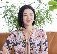 中井 茉由子 氏 写真